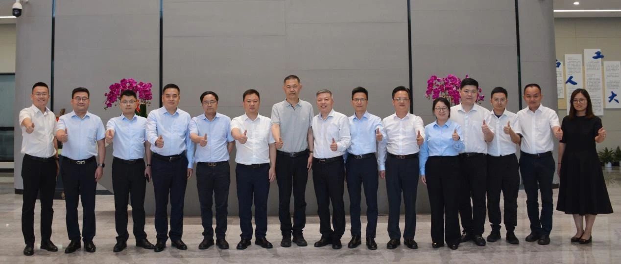 赴中建西部建设考察交流，强化协同创新，共同培育发展新动能