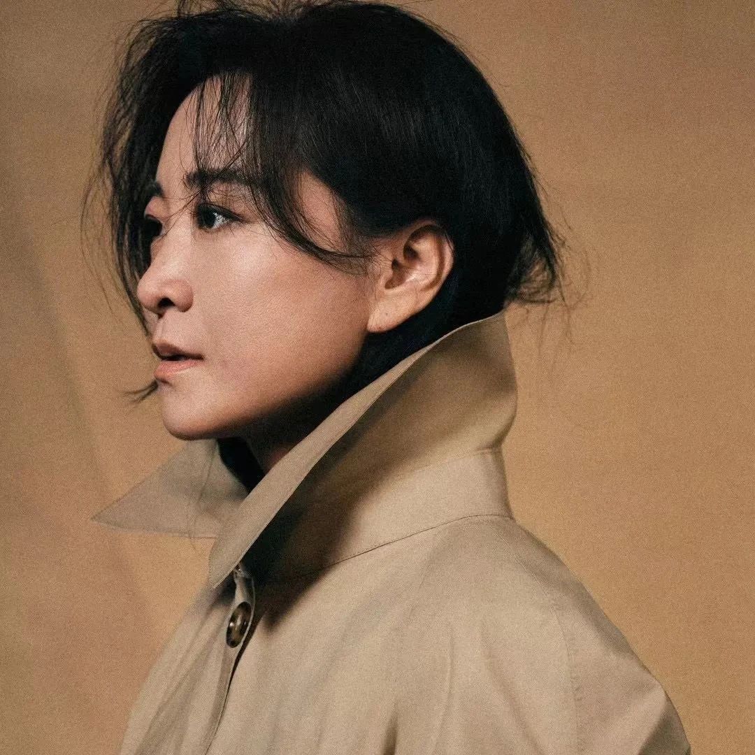 Prada官宣贾玲代言！网友：这次找对人了