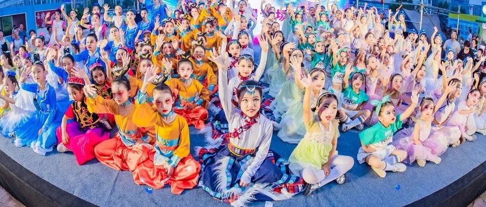 万达广场超级亲子营开张！“遛娃一族”速来这个纳凉宝地