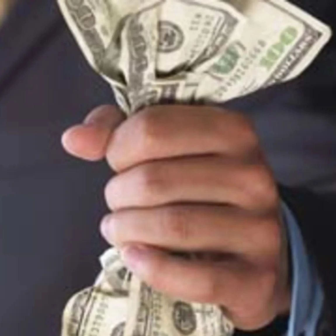 半年收入20亿，上市公司CEO：我迷茫过，但不是因为钱......