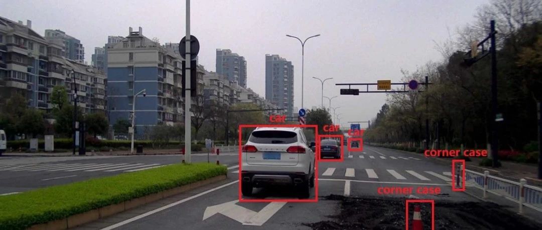 一种多模态半监督学习器对智驾场景未知目标的检测算法