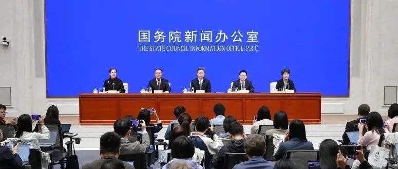 国家奖学金提高至1万元！“你只管读书，剩下的交给国家！”