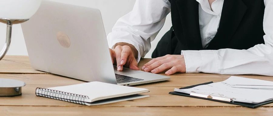 宁德时代896奋斗真相：科技巨头的新挑战