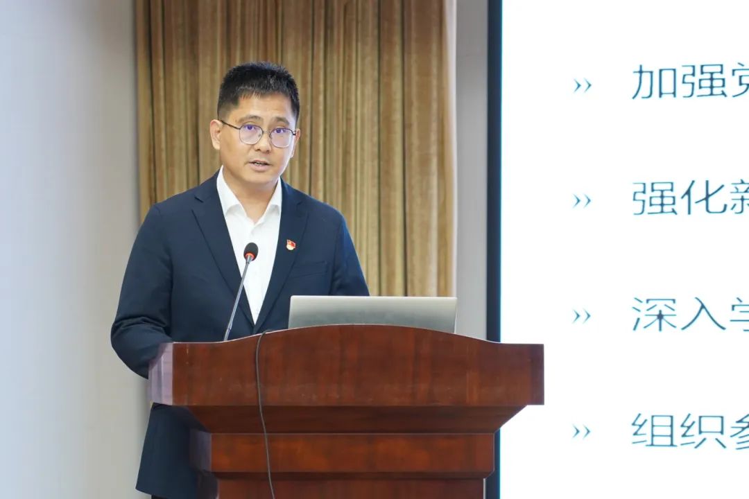 陈群.JPG