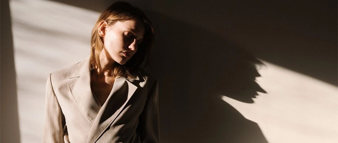 ICICLE：以光之名