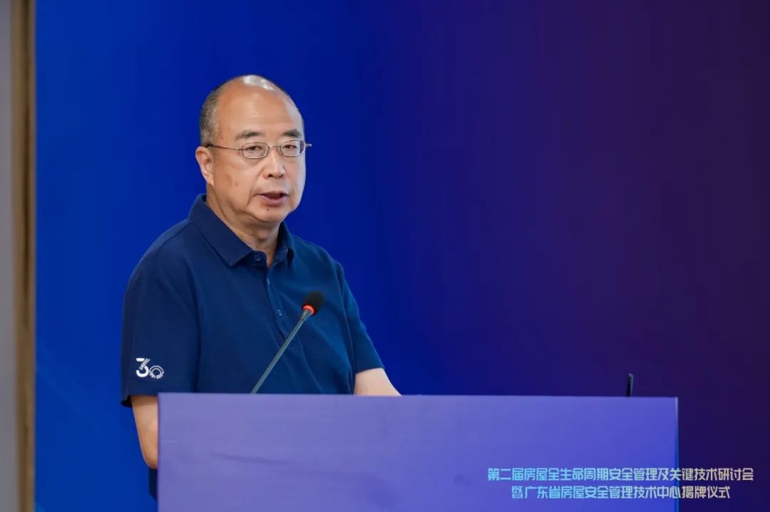 王霓.jpg