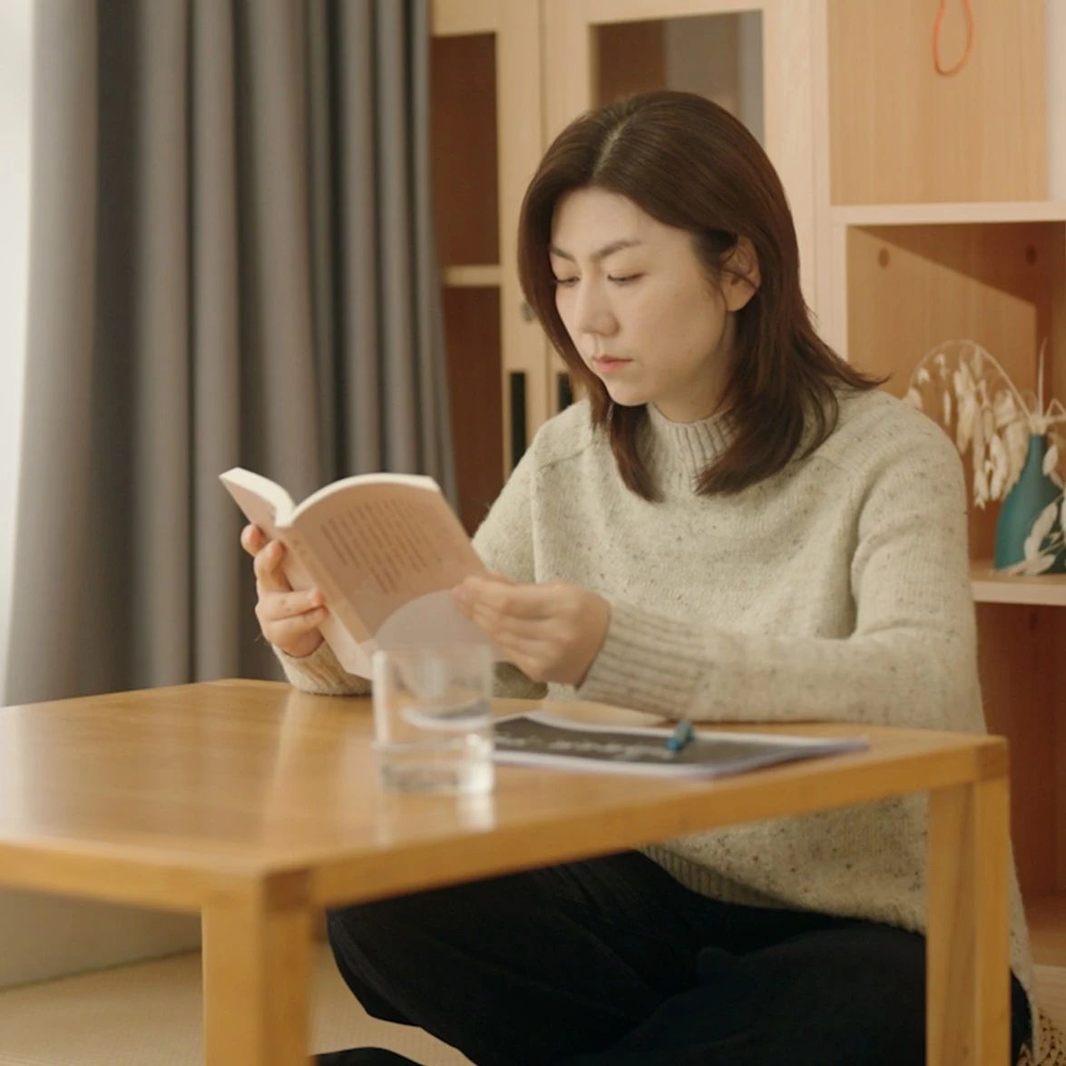 在北京，我们是两颗卫星