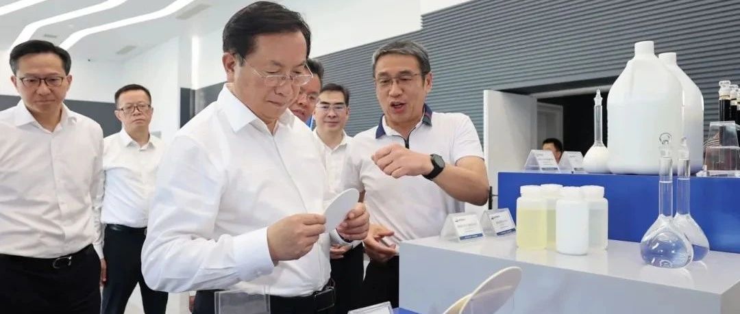 【媒体聚焦】湖北省委书记王忠林到鼎龙（仙桃）光电半导体材料产业园调研