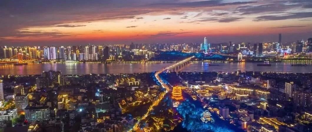 走进精臣，探秘精臣世界（英文版）