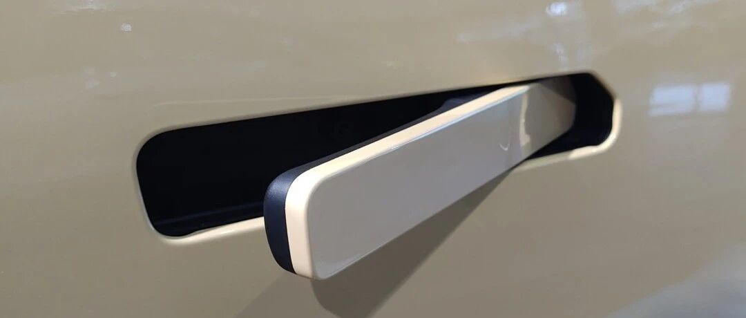 车门把手真要改了！多家车企确认，新国标将禁止隐藏式门把手