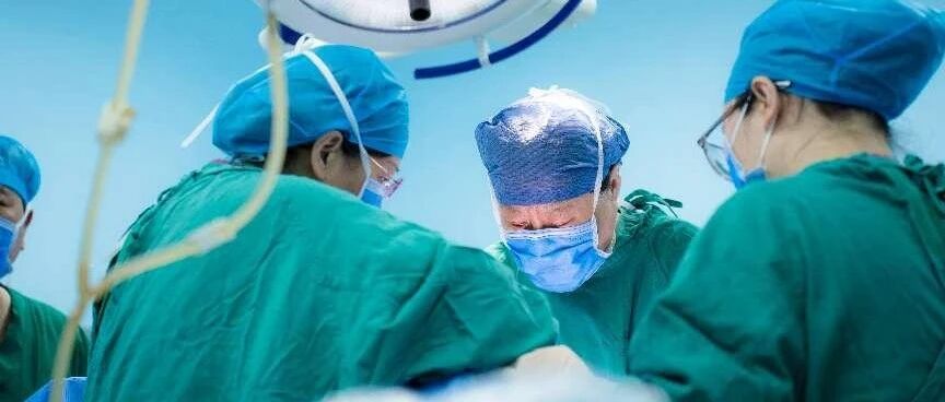 剖宫产后憩室困扰多年，花生五洲精准修复，让她重启轻盈人生