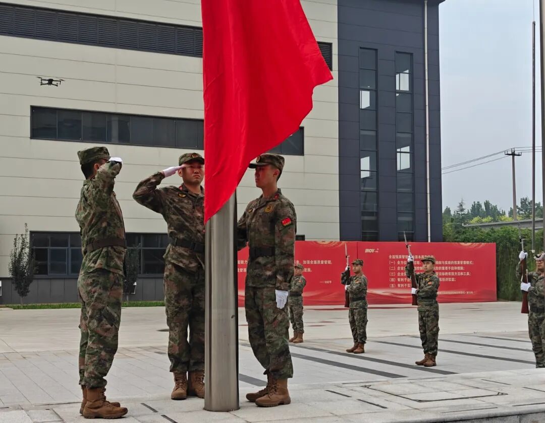 3、升旗 (2).jpg