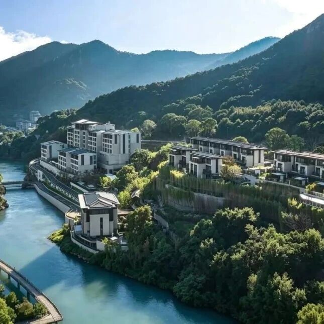 最后一波！新开喜来登2晚699，凯悦系套房3晚999！悦榕系泡汤酒店2晚999！